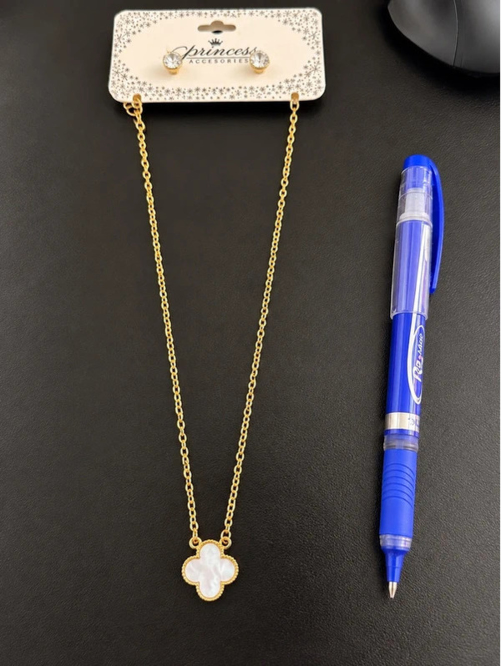 Princess Accessories Gold Tone Clover Pendant Necklace & Stud Earrings Set